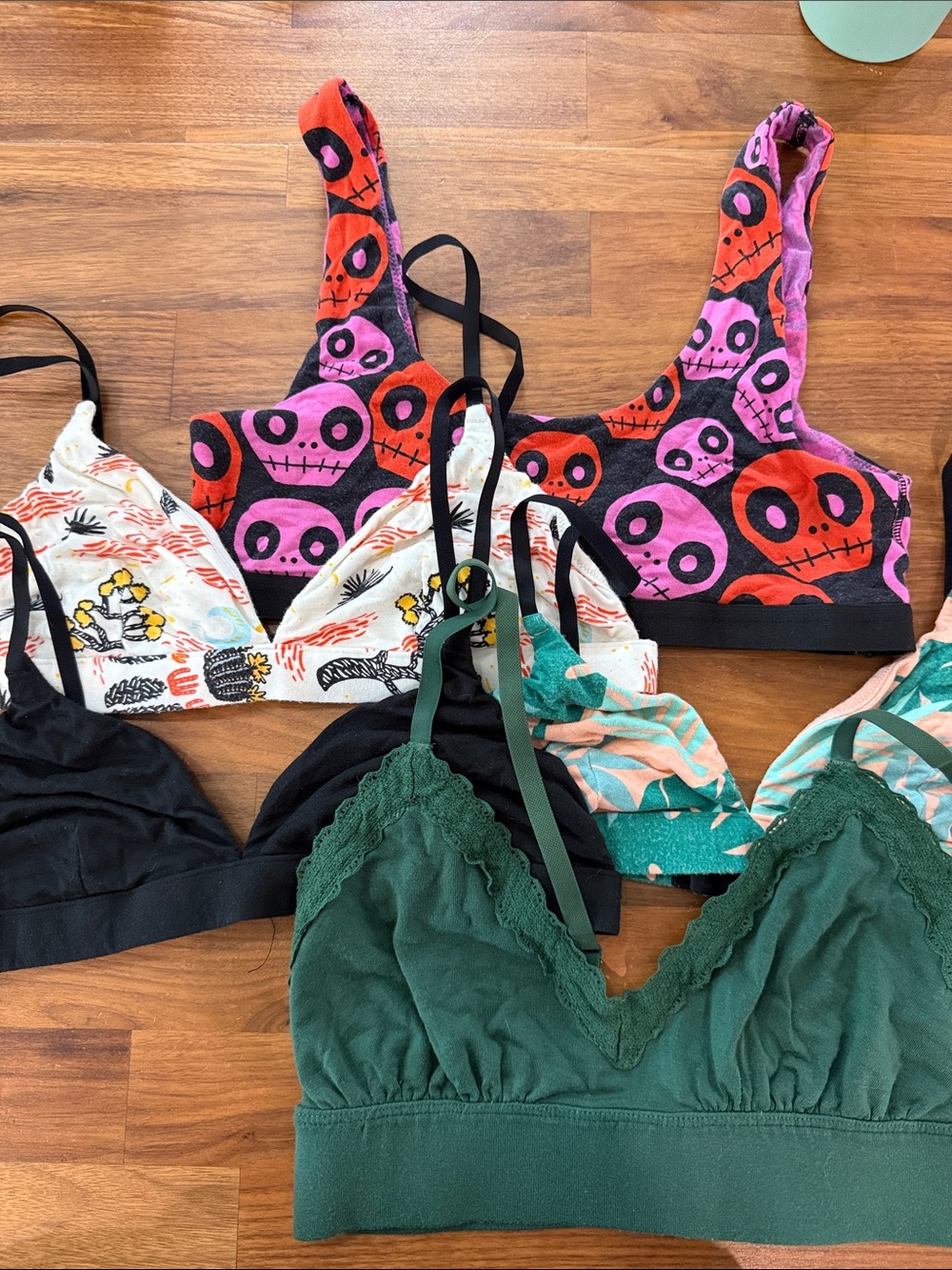 MeUndies Lot of 5 Bralettes